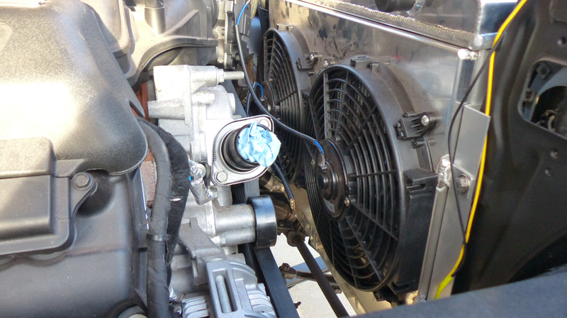 Illustration for article titled This Chrysler Engineer Is Shoving A 485 Horsepower Hemi V8 Into A Jeep Scrambler